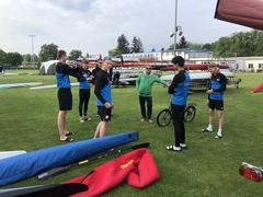 Teambesprechung vor dem Regattastart