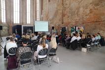 Auf den Besucherrängen waren Vertreter von Unternehmen und Behörden.