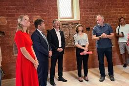 Einweihung der "Verrückten Kapelle" nach aufwendiger Restaurierung