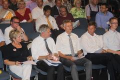 Oberbürgermeisterin Dietlind Tiemann, Innen- und Kommunalminister Karl-Heinz Schröter sowie Finanzminister Christian Görke