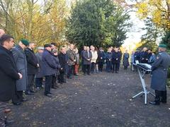 Teilnehmerinnen und Teilnehmer der Gedenkveranstaltung.