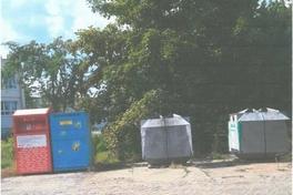 Wertstoffcontainer in der Alten Potsdamer Straße werden abgezogen