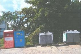 Wertstoffcontainer in der Alten Potsdamer Straße werden abgezogen