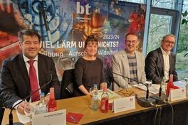 Oberbürgermeister Steffen Scheller war bei der Programmvorstellung vom BT-Geschäftsführerin Christine Flieger und BT-Intendant Dr. Alexander Busche.