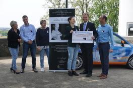 Spendenübergabe an Projekt "schön & stark – Frauen mit Krebs"