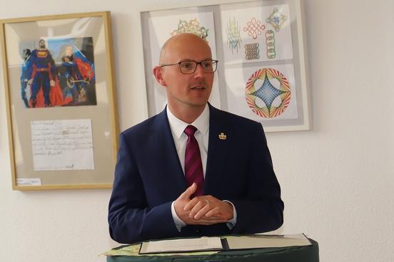OB Daniel Keip bei seinem Grußwort.