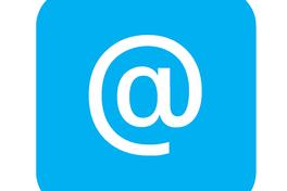 Weißes @-Zeichen auf blauem Hintergrund.