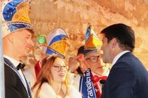 Steffen Scheller im Gespräch mit dem Prinzenpaar.