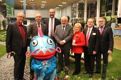 BUGA-Zweckverbandsvorsitzende und Oberbürgermeisterin Dr. Dietlind Tiemann mit ihren Amtskollegen der BUGA-Kommunen, Jochen Sandner von der DBG und dem BUGA-Geschäftsführer auf der IGW.