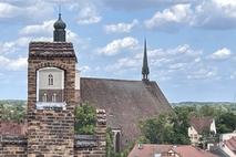 Blick auf die Gotthardtkirche.