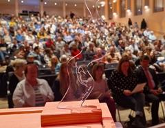 Die von dem Brandenburger Künstler gestaltete Undine-Statuette.