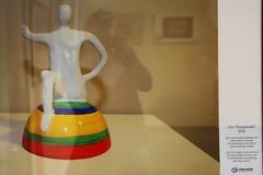 Bild der Skulptur der Olympionike.