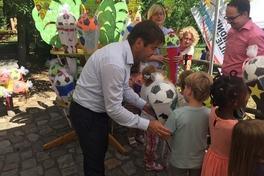 Leuchtende Kinderaugen beim 4. Schultütenfest