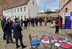 Die BBAG war ein Ziel des Rundganges für Demokratie und gegen Rassismus.