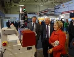 Oberbürgermeisterin Dietlind Tiemann auf der letzten InnoTrans im Jahr 2014