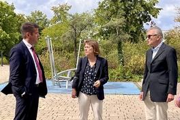 Ministerin Nonnemacher macht mit „Pflege-Vor-Ort"-Tour Halt im Bürgerhaus Hohenstücken