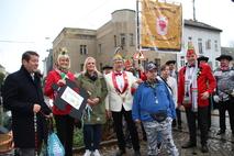 OB Scheller und die Karnevalspräsidenten auf der Steinstorbrücke.
