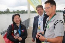 Regattastreckenchef Uwe Philipp mit Steffen Scheller und Irene Susan Barreiro Natividad (Philippinen).