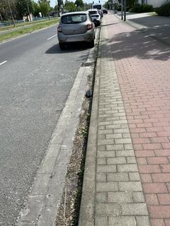 verschmutzte Fahrbahn