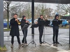 Musikalische Untermalung der Einweihung durch die Bläser der Brandenburger Symphoniker.