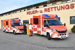 Die neuen Rettungswagen.
