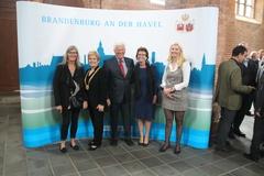 v. l. n. r.: Marianne Lykkeby (Internationale Beraterin), Oberbürgermeisterin Dr. Dietlind Tiemann, Walter Paaschen (Vors. der SVV), Ulla Blom Kristensen (Chefin des Centers für Schulen, Institutionen und Kultur), Susanna Rafn (Büro des Bürgermeisters)