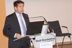 Oberbürgermeister Steffen Scheller hielt das erste Grußwort