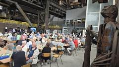 Die Festgesellschaft des 30. WG-"Stahl"-Geburtstags.