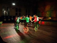 Der Mitmachzirkus in Aktion, Foto: Mitmachzirkus Hoppla