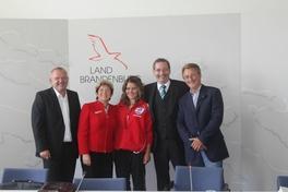 Schnelle Slalomfahrten, weite Sprünge und akrobatische Tricks