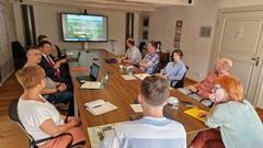 Oberbürgermeister Steffen Scheller im Gespräch mit dem Kreiselternrat für die Schulen in der Stadt.