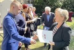 Gratulation für die neuen Auszubildenden