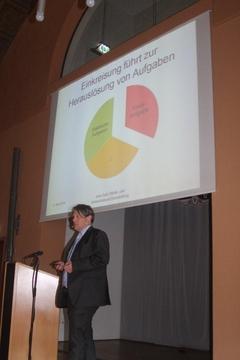 StGB-Referatsleiter Jens Graf bei seinem interessanten Vortrag.