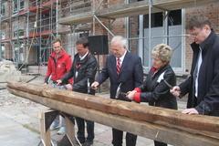 Richtfest am neuen Hauptbahnhof gefeiert