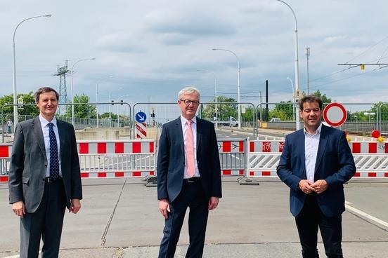 Brücke am Altstädtischen Bahnhof: Sperrung bleibt bestehen - Abriss wird vorbereitet