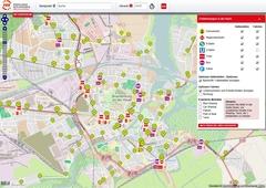 Kartenausschnitt mit Kennzeichnungen für Busse und Bahnen