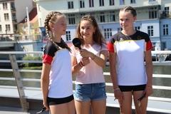 Raya und Carlotta im Meetingpoint-Interview.