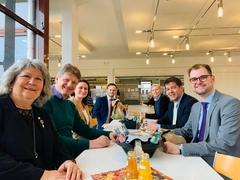 Begrüßung in der Mensa der THB