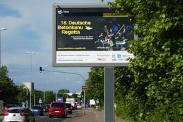 Werbung für die Betonkanu-Regatta