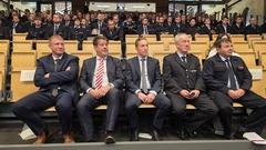 Zu den Gästen zählte auch Sebastian Kalka (mitte), der ab 1. Dezember die Leitung der Feuerwehr übernimmt.