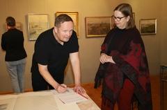 Unterzeichnung des Schenkungsvertrages