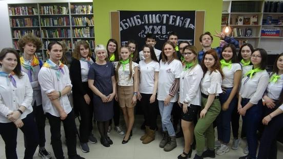Gruppenfoto der Teilnehmer aus Magnitogorsk