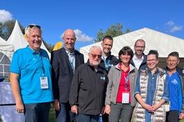 Erinnerungsfoto mit dem Minister