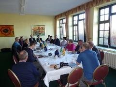 Blick in den Raum der gut besuchten Pressekonferenz.