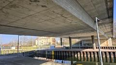 Brückenansicht von unten.