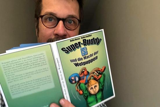 „Super-Buddy und die Wutpuppen“ Buchvorstellung mit „Wut zu Mut“-Programm für Kinder im Grundschulalter